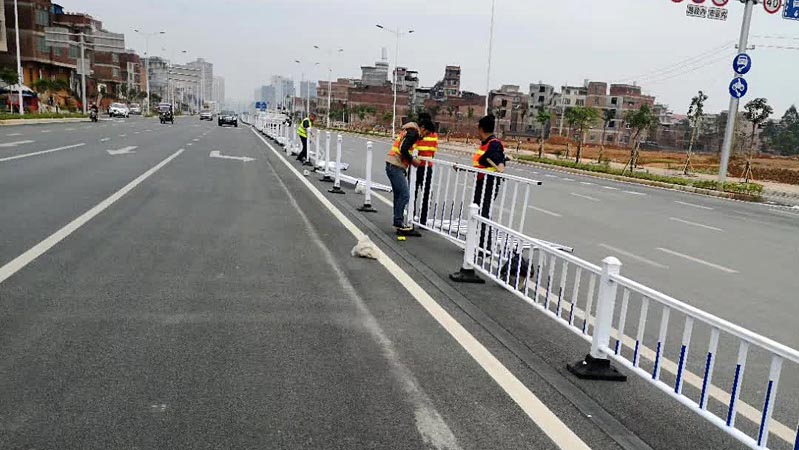 广西来宾道路护栏